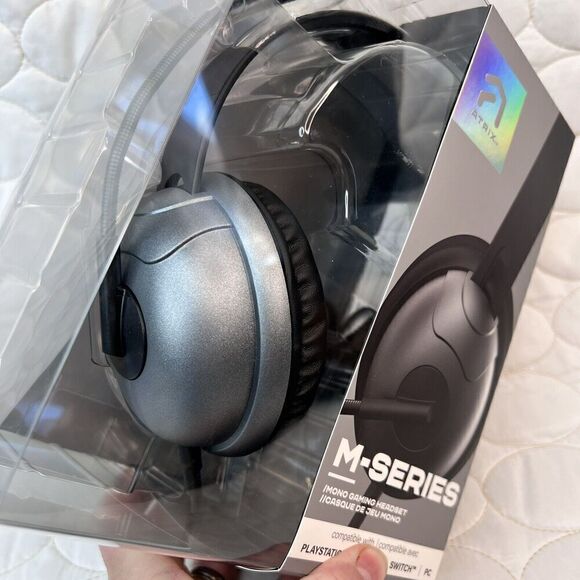 Atrix M-Series Gaming Headset for Playstation XBOX Switch PC - NEW IN SEALED BOX - Picture 3 of 6